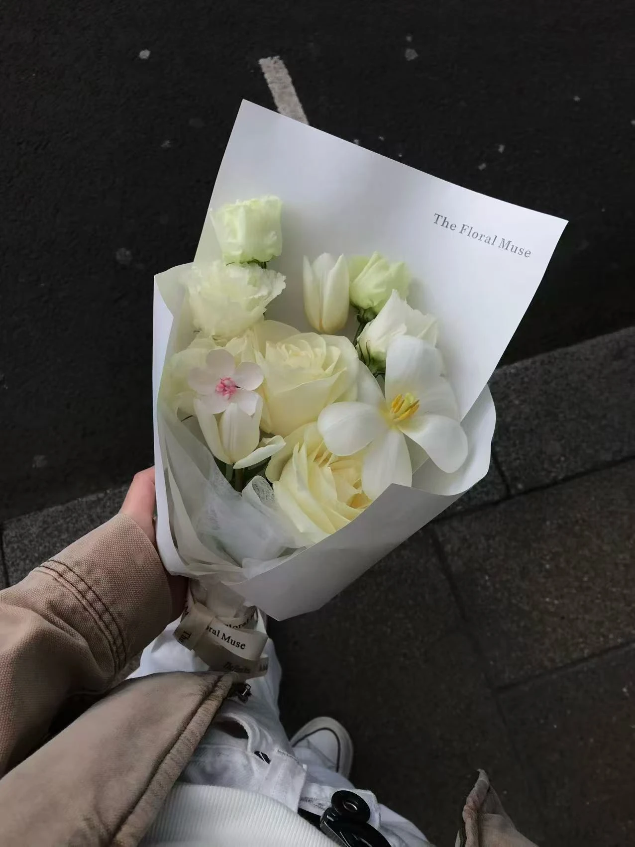 Anniversary Flowers by Year: A Guide to Meaningful Blooms