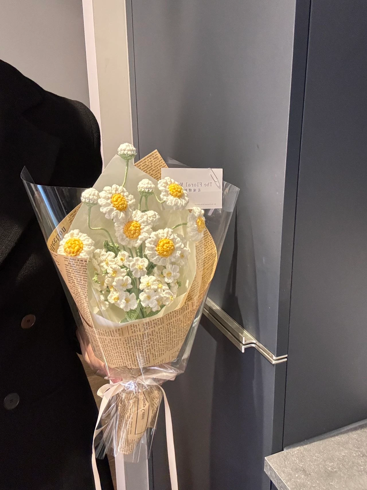 Daisy Chain Delight — crochet arrangement by The Floral Muse, view 2