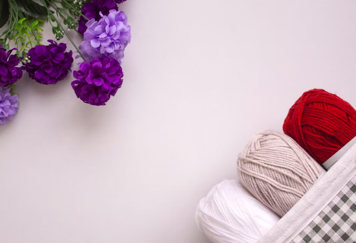 Crochet Flowers vs Fresh Flowers: Which to Send