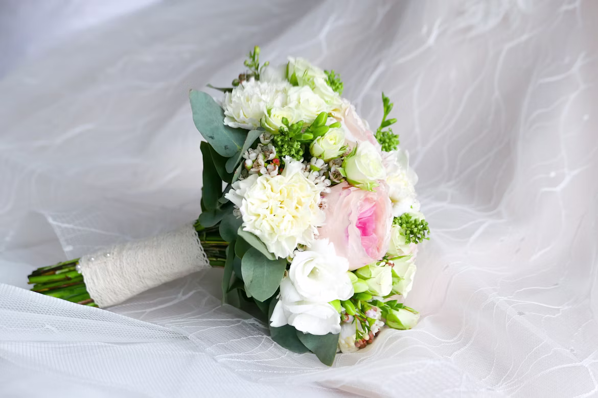 Wedding Flowers by Season (UK)