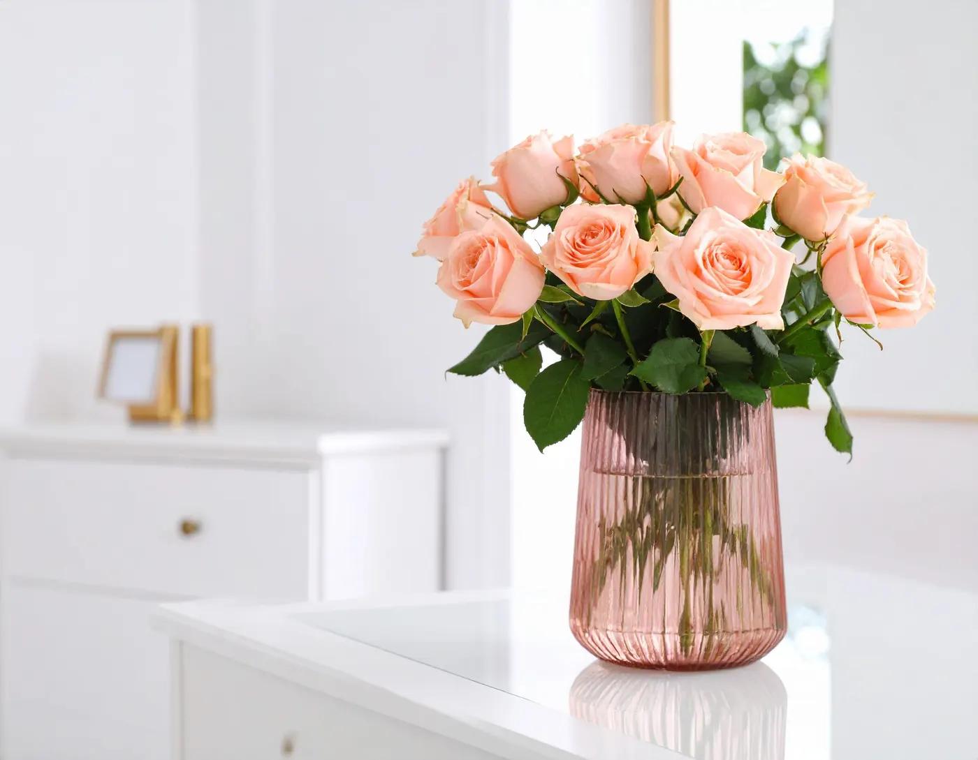 Everlasting Flowers Explained: Crochet vs Preserved vs Dried