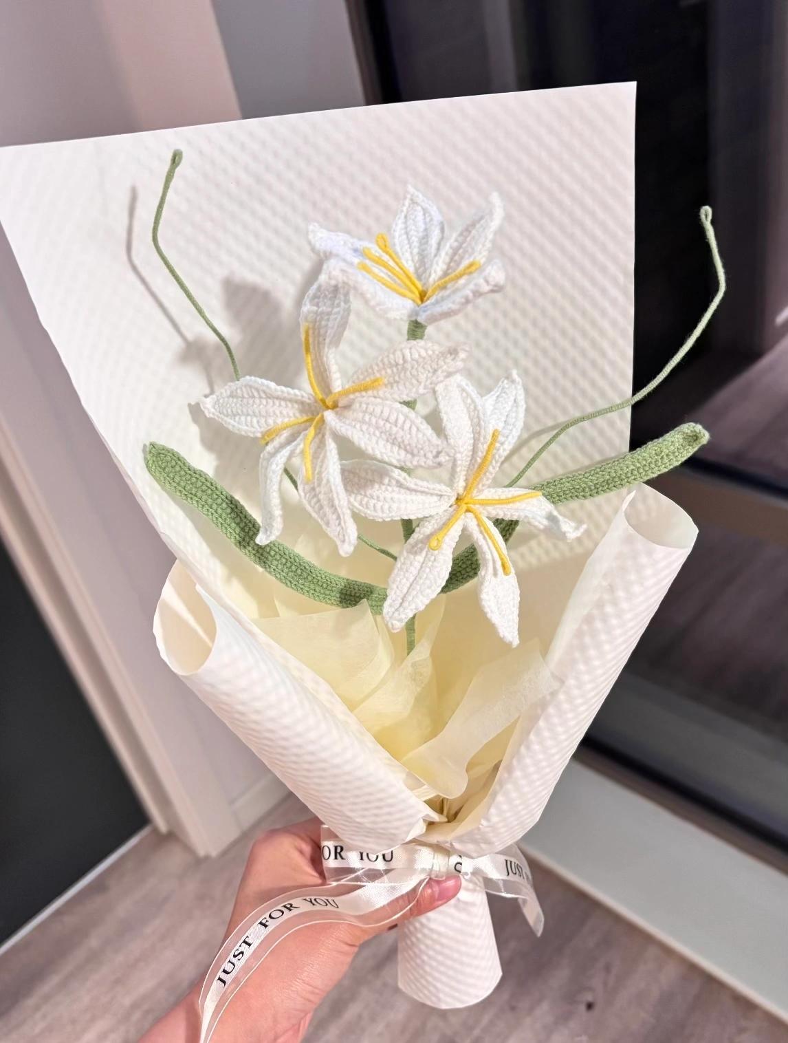 Starlight Bouquet — Crochet